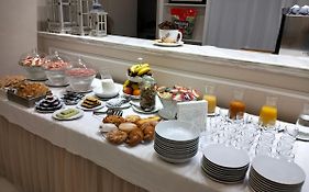 Hotel Paola